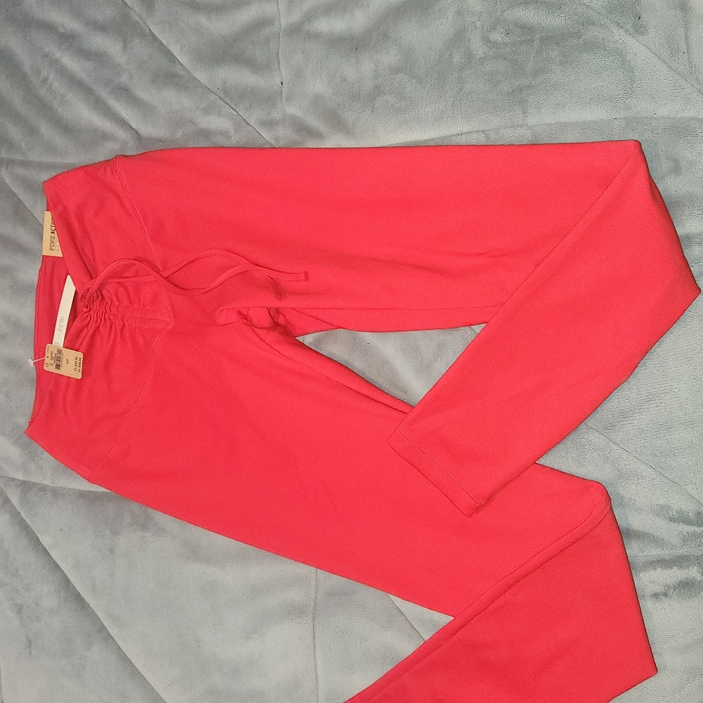 PINK brand new workout/ skinny yoga leggings